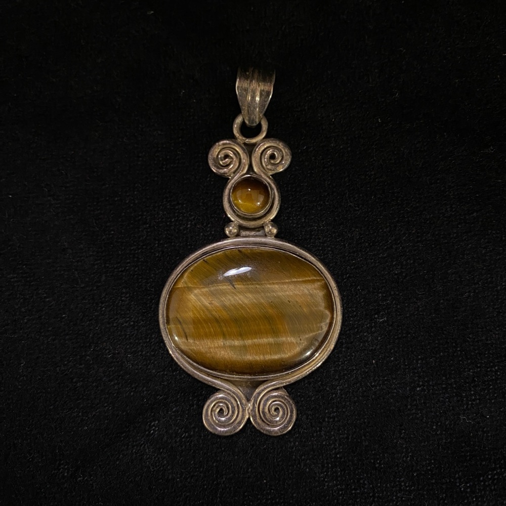 Sterling silver Tigers Eye pendant